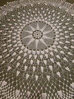 85cm round beautiful crocheted tablecloth