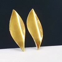 Monet new york 1970's 18kt gold plated marked earrings