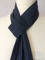 Special vintage scarf-tie