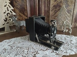 Antik fényképezőgép