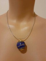 Nyaklánc (nyakpánt) nagy lápisz lazuli medállal