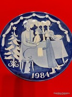 Beautiful Gustavsberg porcelain, decorative plate with a Christmas scene.