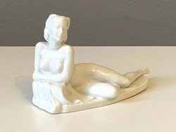 Donner gertrúd drasche reclining female nude porcelain statue