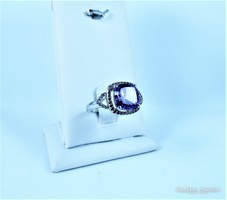 Beautiful 10k white gold ring with amethyst and white sapphire gemstones!