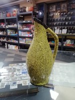 Ceramic drink pourer with special glaze