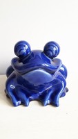 Porcelain frog bush, bank burgenland