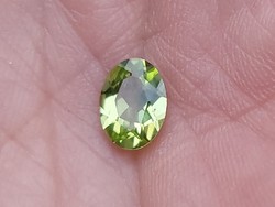 Fabulous! Real, 100% product. Olive green peridot (olivine) gemstone 0.99 Ct (vsi) value: HUF 49,500!