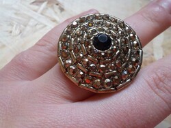 Vintage large ring with many stones