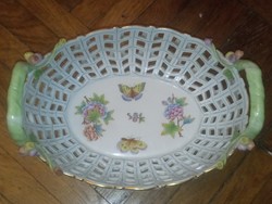 A large openwork basket with a fabulous Victoria pattern from Herend