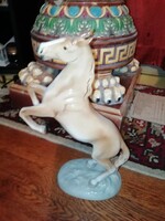 Art deco large horse in perfect condition 31 cm high