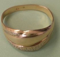Gold ring for sale