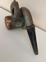 Antique carpenter? Blacksmith? Machine