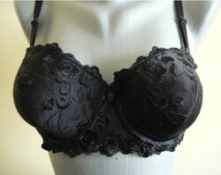 Black embroidered breast shaping bra 80/c new