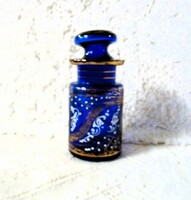 Gilded blue glass bottle with stopper, 15 cm high
