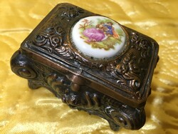 Antik barokk stíl porcelán bronz rózsás ékszertartó doboz Limoges Fragonard ékszeres ládika ritka!