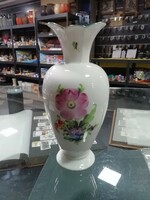 Herendi virágmintás porcelán váza