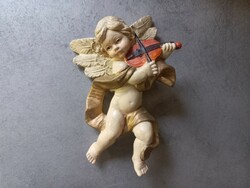 Fiddling angel, putto figure