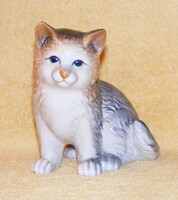 Porcelain kitten figurine