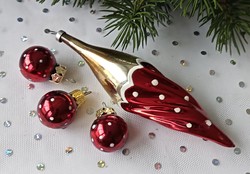Üveg  piros pöttyös karácsonyfa díszek 4db együtt 2-11cm
