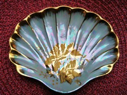 Gilded porcelain shell offering