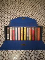 12 tape cassettes in Italian in a bag