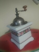 Régi, monarchiabeli porcelán kávédaráló