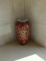 Gyönyörű porcelán váza