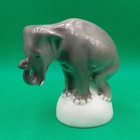 Drasche elephant figurine