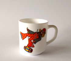 Arcopal France heat-resistant milk glass children's mug with clown pattern