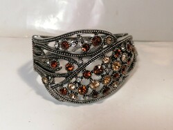 Elegant rhinestone bracelet (1101)