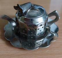 Jug-shaped tea strainer new