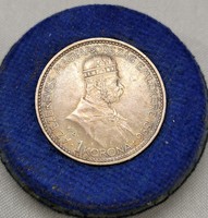 Millenniumi 1 korona 1896 kék selyem hatású díszdobozban