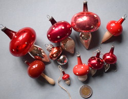 1 db Régi mini üveg gomba karácsonyfadísz  ( a fotón lévő legkisebb)