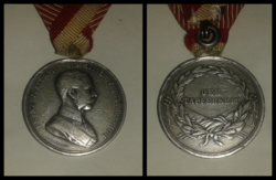 József Ferenc - silver valor medal, der tapferkeit, with matching ribbon (damaged)