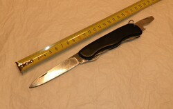 Victorinoc knife, from a collection. Busy.