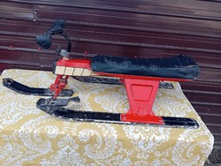 Russian steerable sled