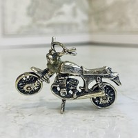 800-As silver motorcycle figure, with Hungarian hallmark, video available