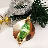 Régi, üvegből és fóliából készült karácsonyfadísz