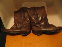 Brown cloud patterned leather western short boots with metal stars size 41