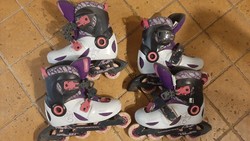 Roller skates in sizes 30/32 and 32/34