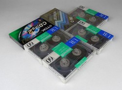 1Q075 Bontatlan audiokazetta csomag 6 darab