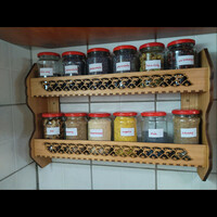 Fűszertartó polc II. – nemes fa fali tároló konyhába, befőttesüvegekhez