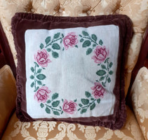 Beautiful handmade tapestry decorative pillow with filling.