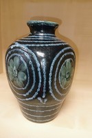 Pond head vase