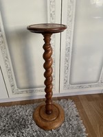 Massive strong pedestal, statue or flower stand