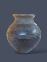 Náuddvar ceramic vase 20 cm high and 17 cm wide