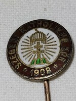 Szeged Catholic Circle 1908 badge