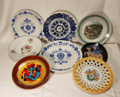 1 Ft-ról! 8 db falitányér, együtt, vegyesen, Alföldi Porcelán, Hollóházi, Zsűrizett Iparművészeti