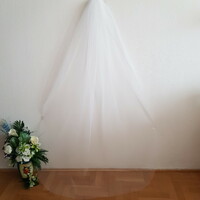 ÚJ, kézzel készített, 1 rétegű, szegetlen szélű, HÓFEHÉR, 2 méteres menyasszonyi fátyol (29.1)