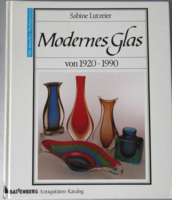 Modern üvegek, szakkönyvek